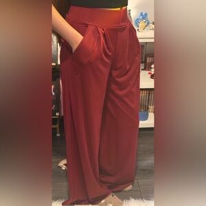 Elegant Burgundy Women's pant